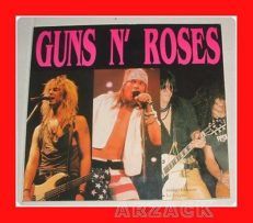 GUNS N' ROSES il libro la storia Lo Vecchio Edizioni