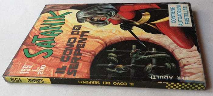 SATANIK n 159 Il covo dei serpenti CORNO 1970 con adesivi ADESIVI - immagine 3