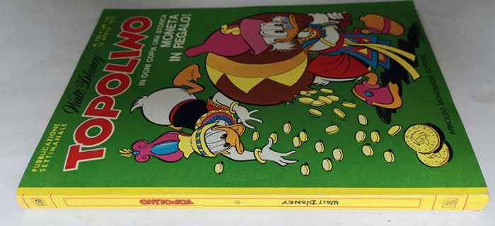 TOPOLINO LIBRETTO N 750 gadget MONETA PAPERINA Operazione Miliardo - immagine 2