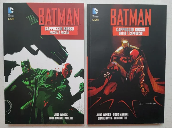 BATMAN CAPPUCCIO ROSSO